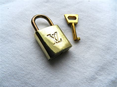 louis vuitton replacement key